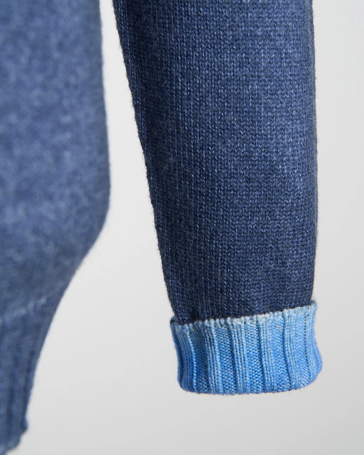 Reversable, Double Airbrush, 7 Gauge, 100% Merino, Turtleneck Sweater - Image 4
