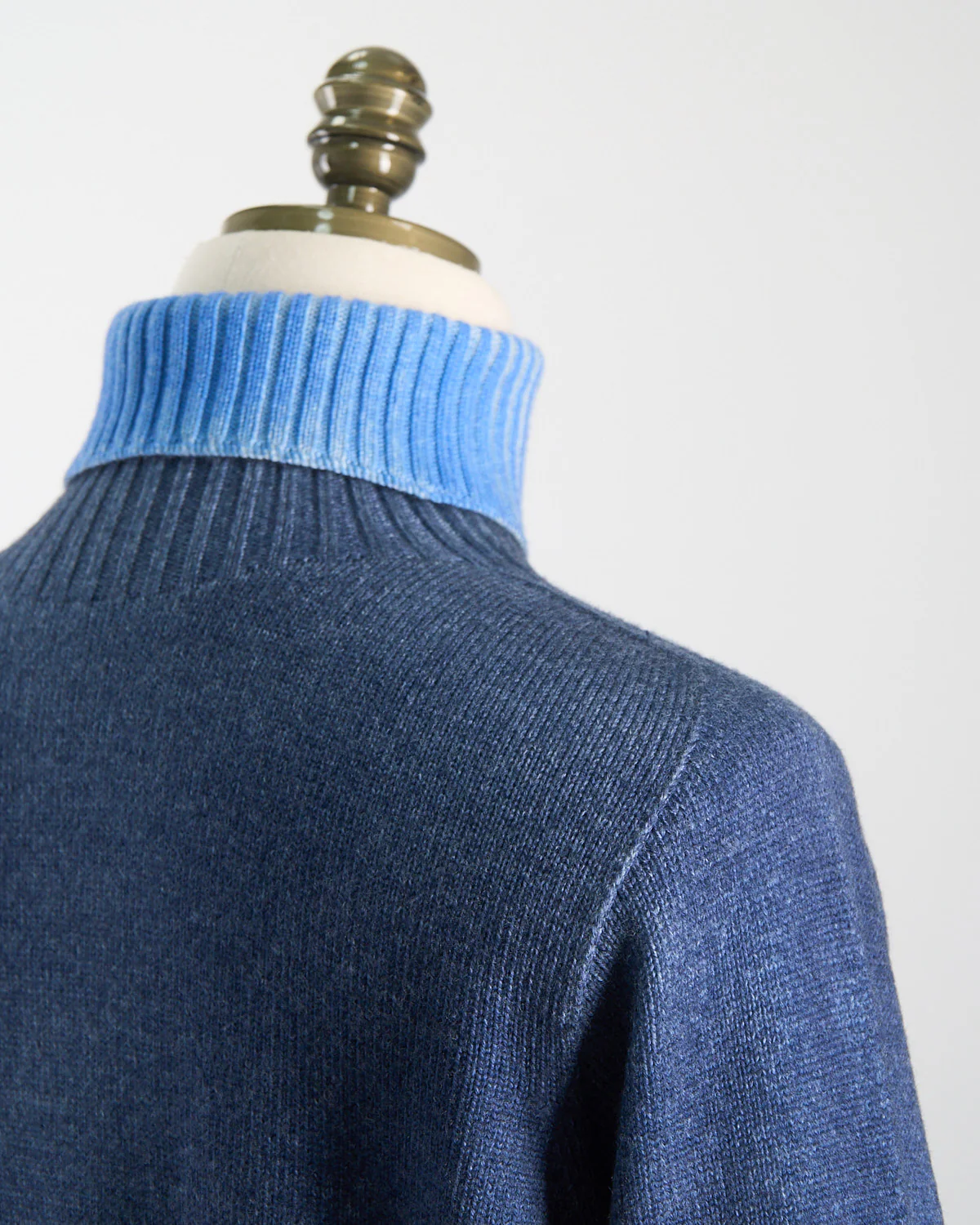 Reversable, Double Airbrush, 7 Gauge, 100% Merino, Turtleneck Sweater - Image 5