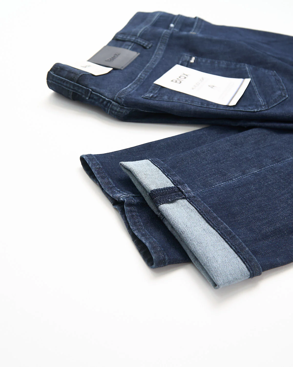 Dark Blue Chuck Hi-Flex Light Rinsed Denim Jeans - Image 2
