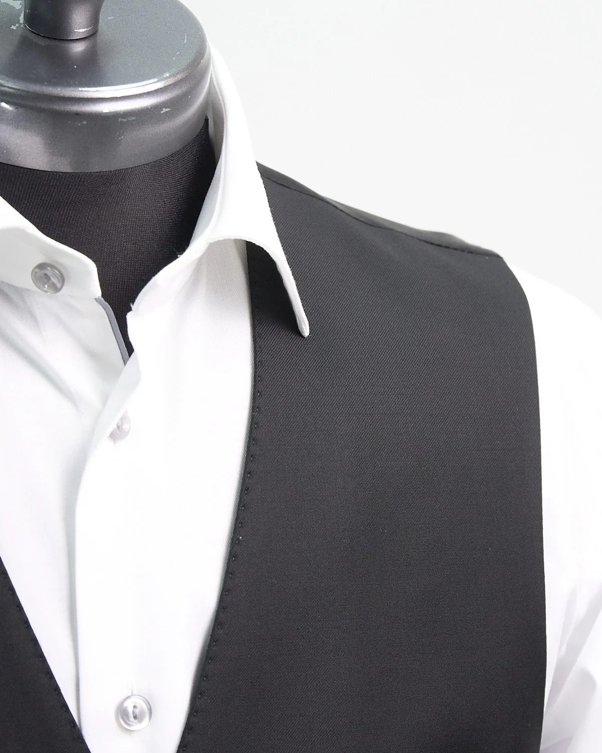 'George' Black Vest - Image 3