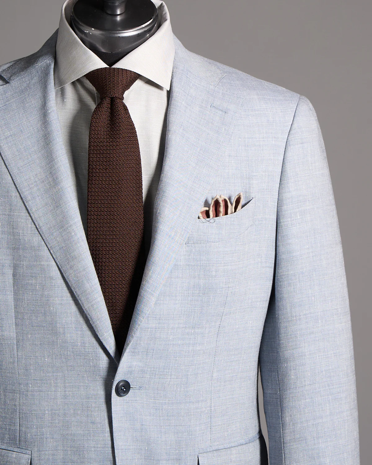 Linen & Wool Elegant Summer Travel Suit - Image 2