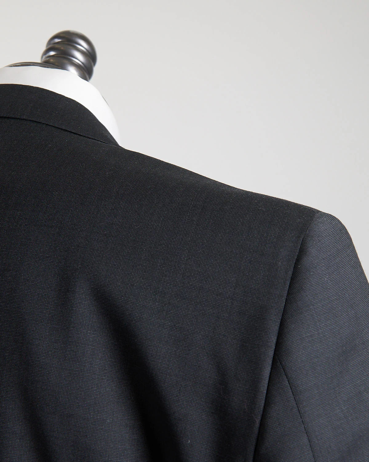 Ultralight 100% Wool Birdseye Grey Suit - Image 5