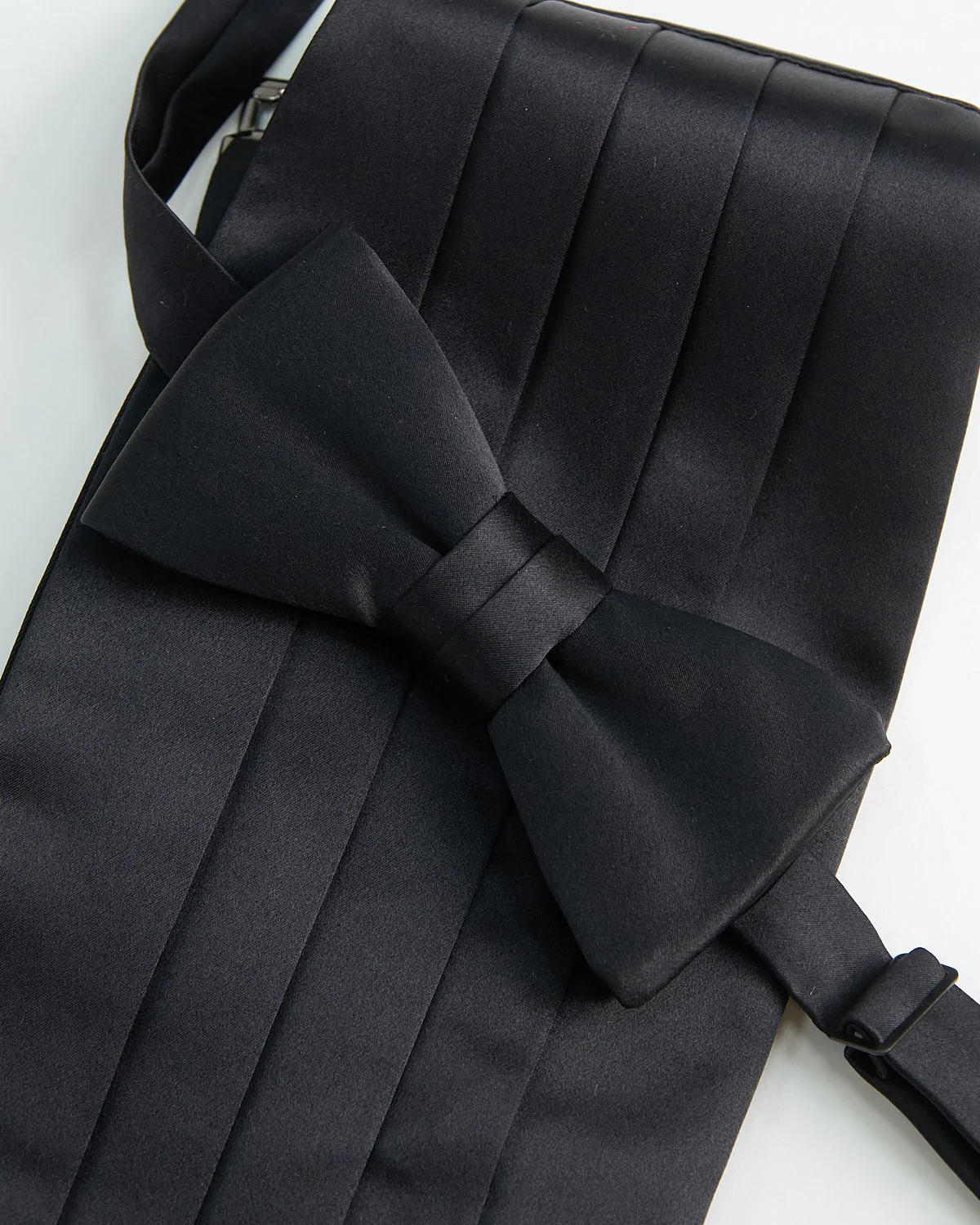 Silk Cummerbund & Pt Bowtie Set - Image 2