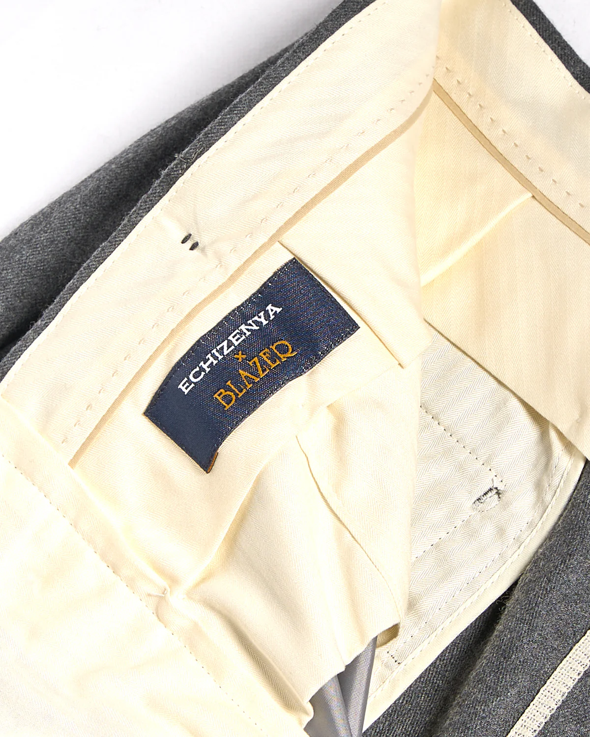 Super 120's Light Flannel Double Pleated Dress Pants - Image 9