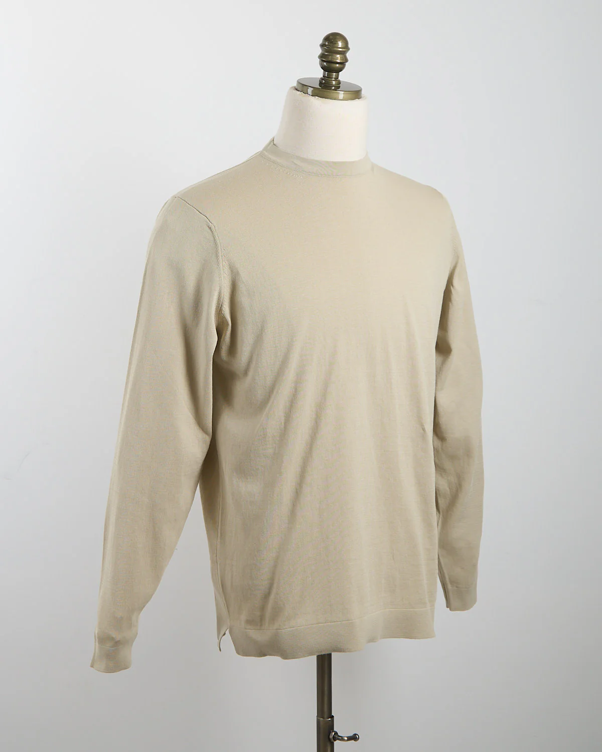 Neutral Straight Bottom Fine Knit Long Sleeve Crewneck