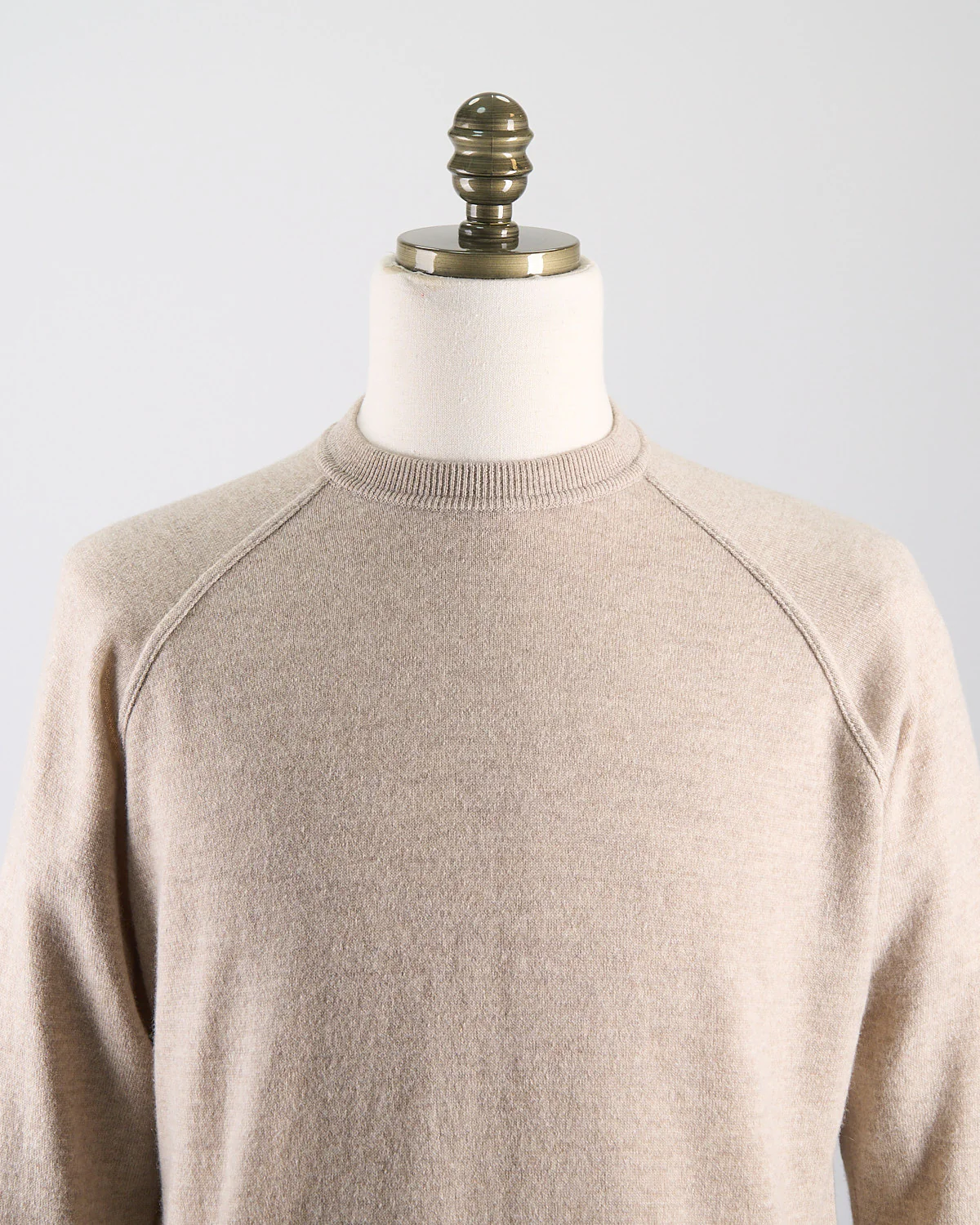 Wardrobe Staple Cashmere Blend Raglan Crewneck Casual Sweater - Image 3