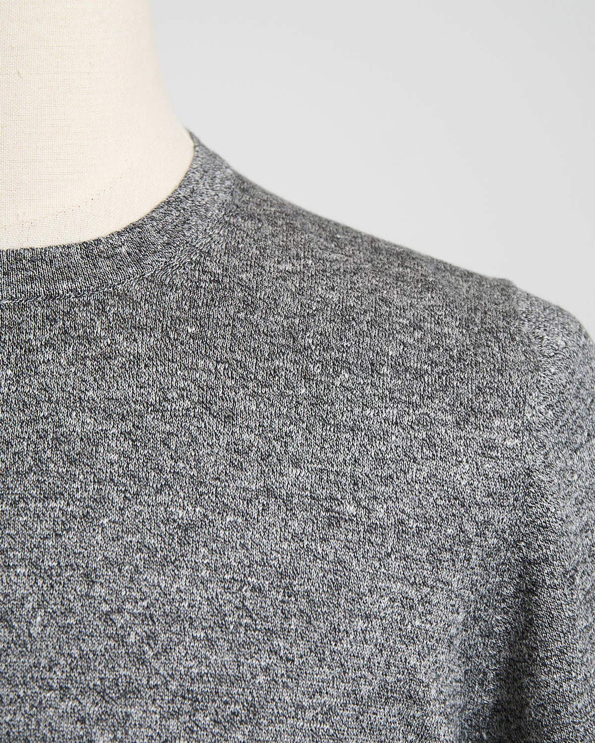 Linen & Cotton Fine Knit T-Shirt - Image 2