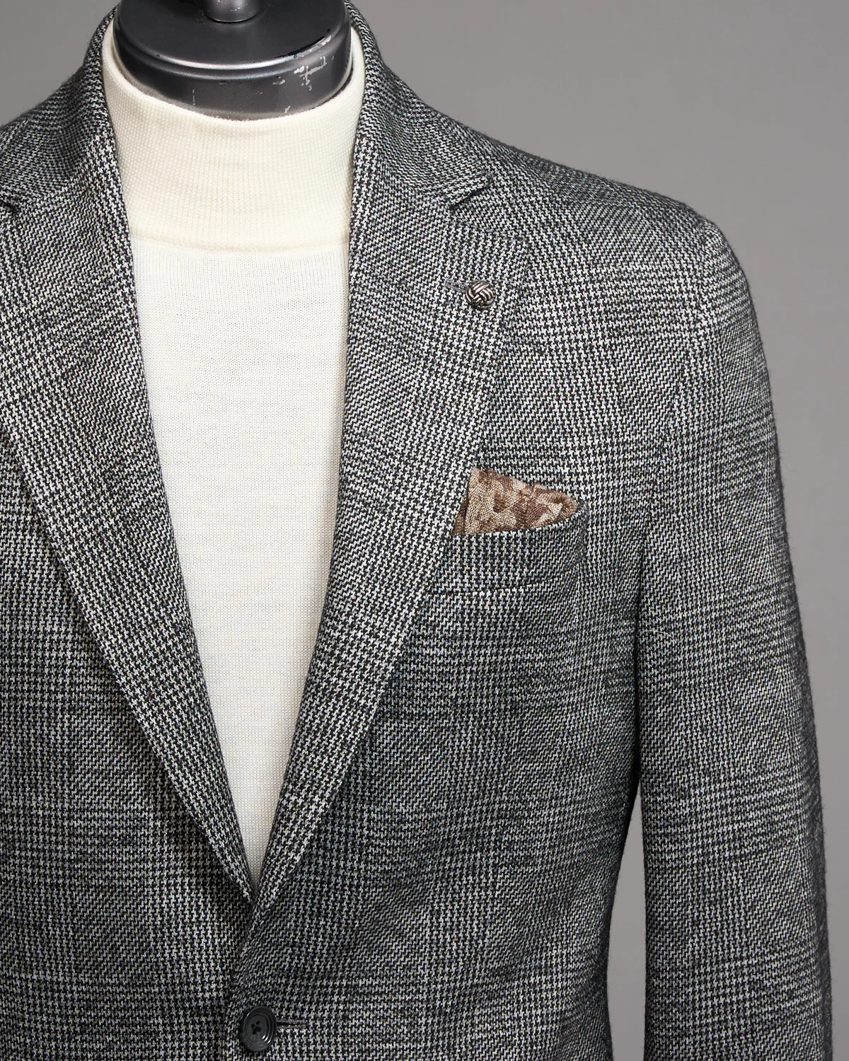 Black & White Prince Of Wales Wool Viscose Stretch 'Hampton' Sport Jacket - Image 2