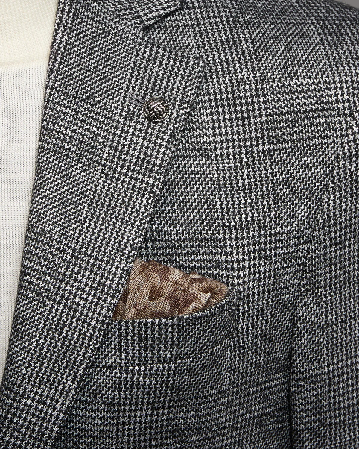 Black & White Prince Of Wales Wool Viscose Stretch 'Hampton' Sport Jacket - Image 6