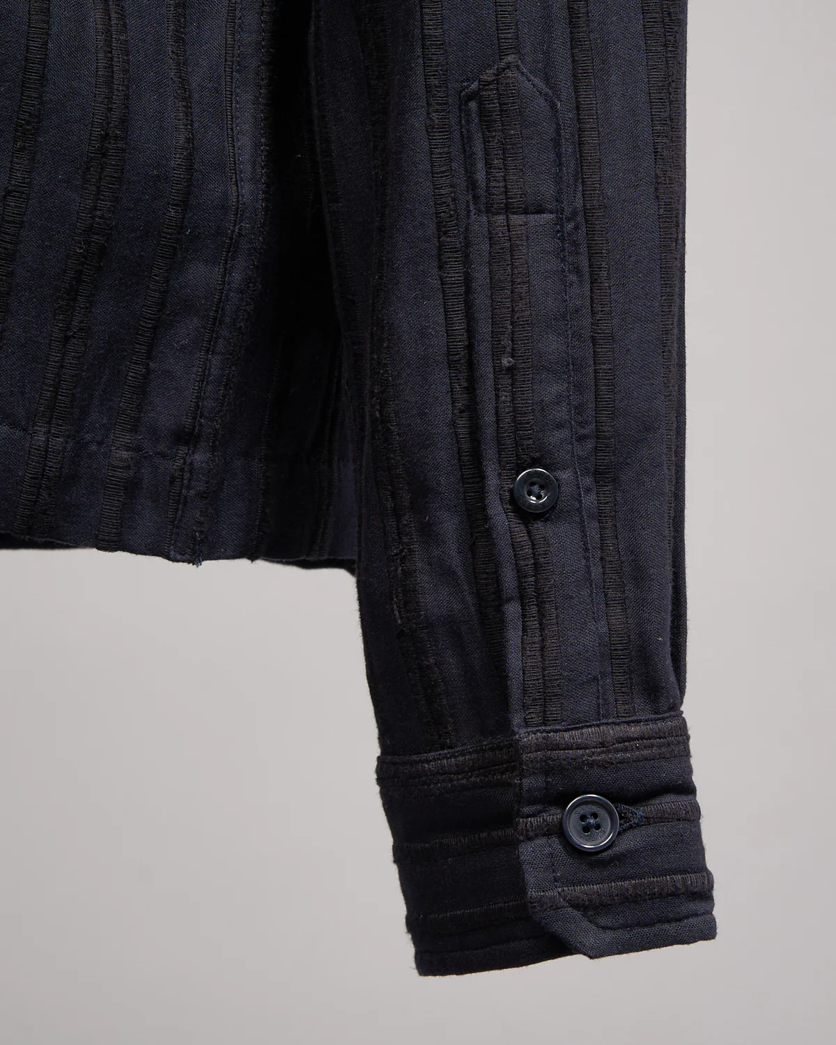 Damien 2.0 Handloom Cotton Shirt In Navy - Image 3