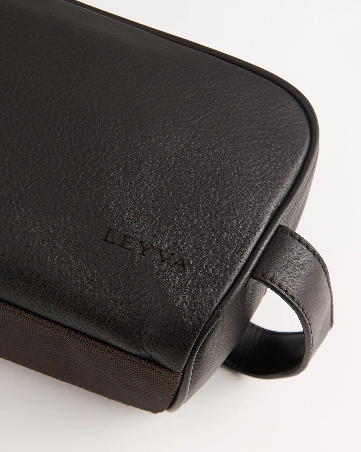 Brown Leather Toiletry Bag - Image 5
