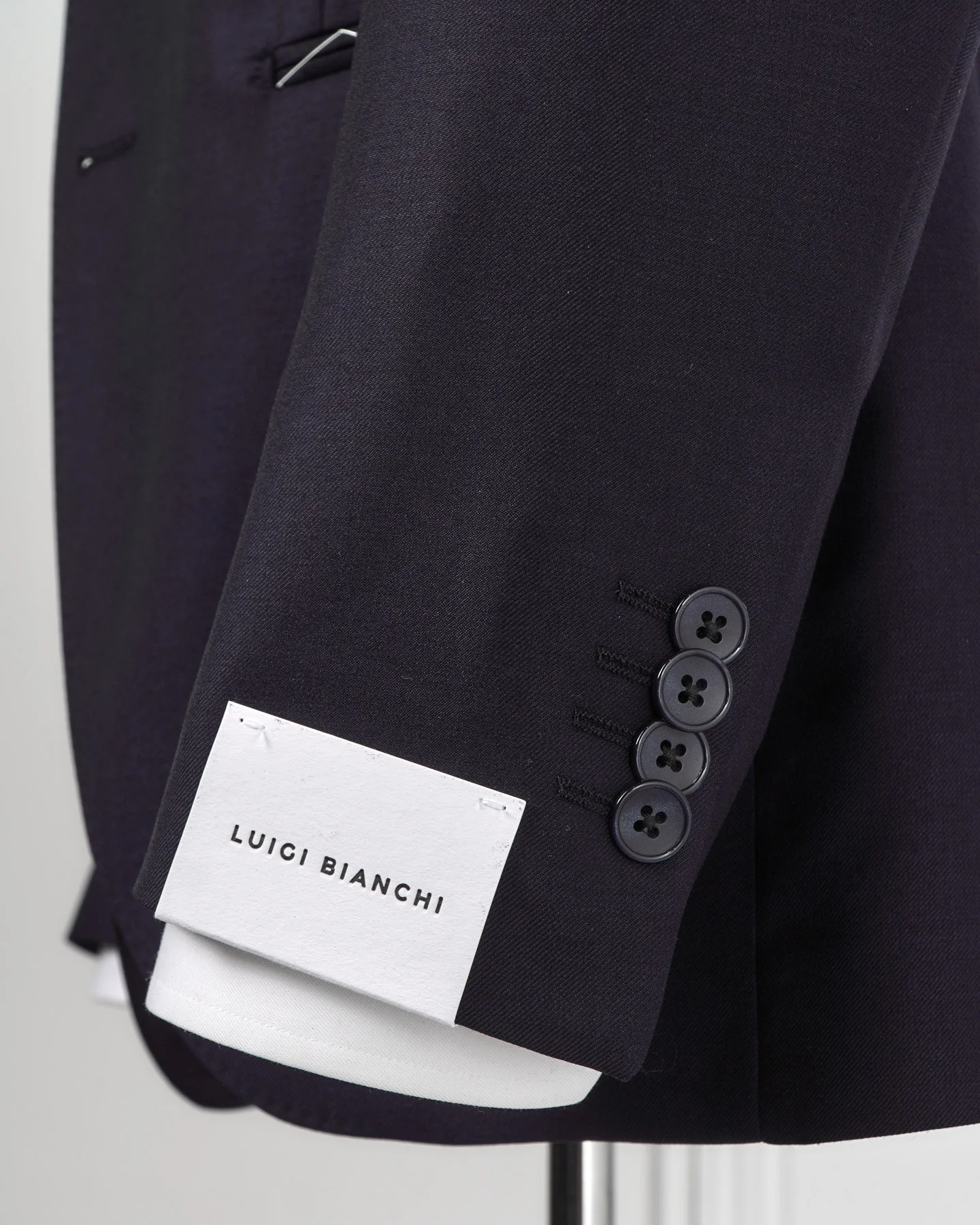 Mantua Super 130S Navy All Season Solid Wool Suit - Image 6