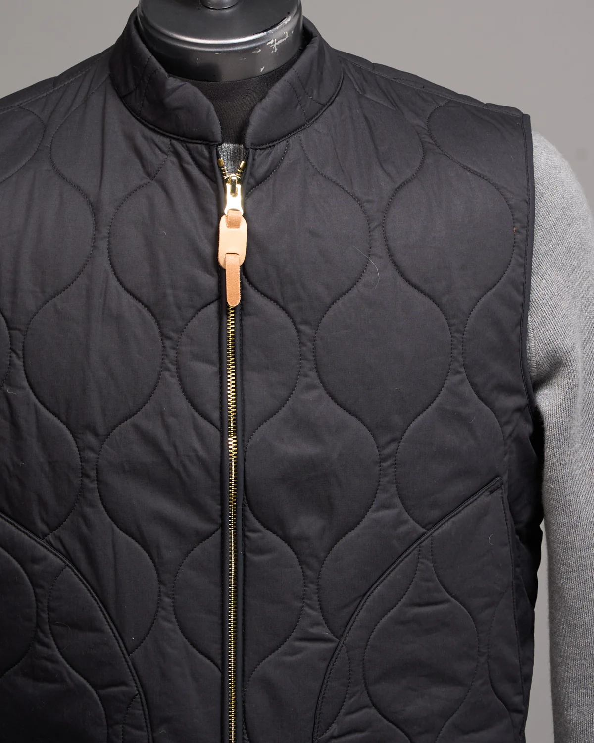 7918-Dk Quilted Vest - Image 2