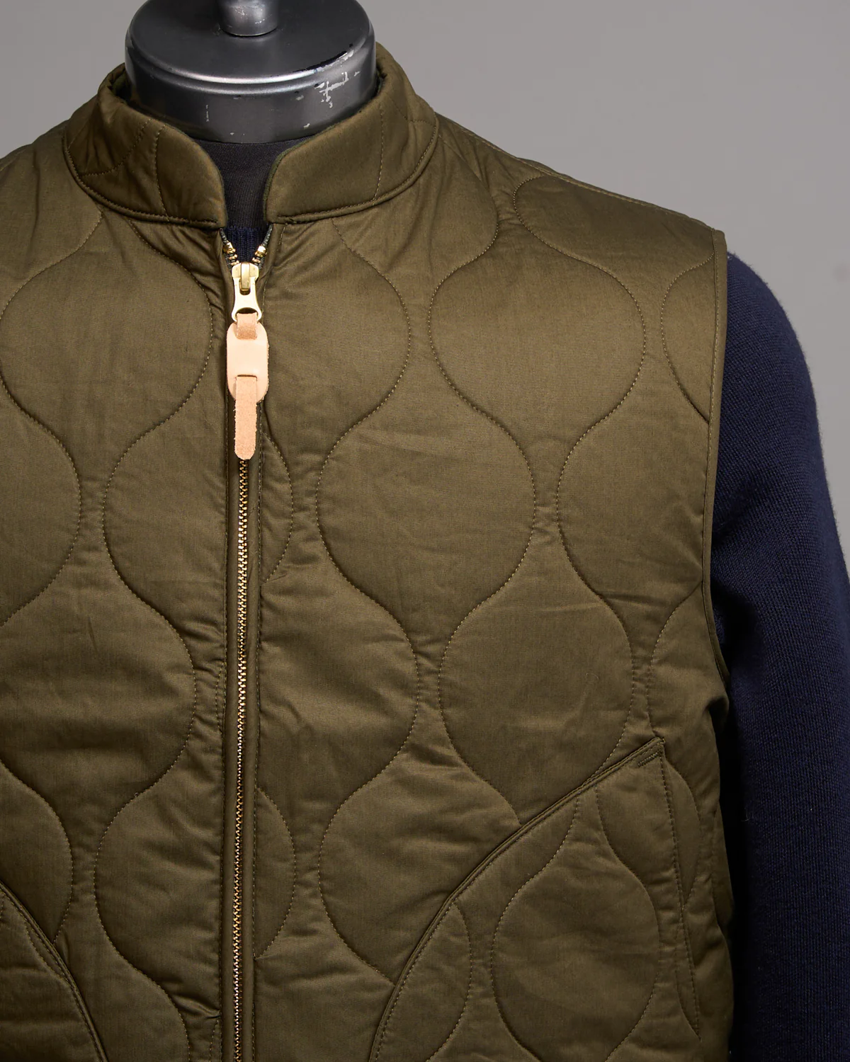 7918-Dk Quilted Vest - Image 2