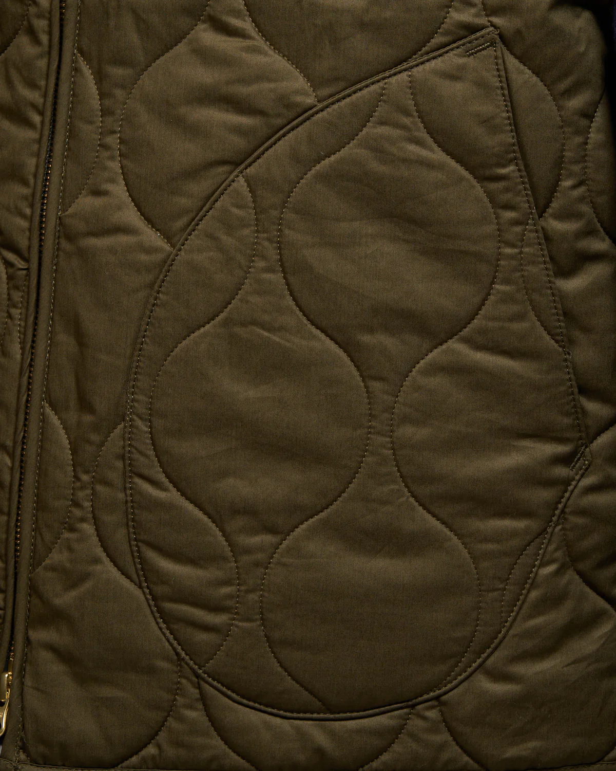 7918-Dk Quilted Vest - Image 4