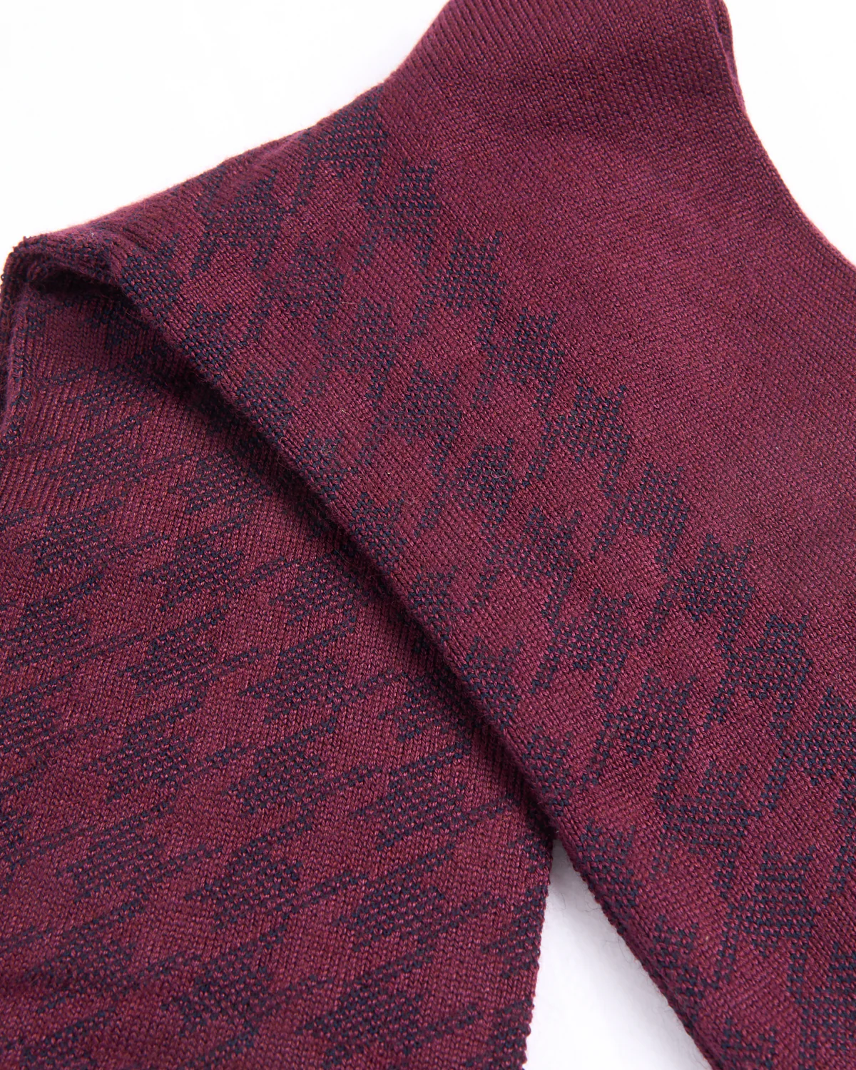 Bordeaux Mousse Of Modal Houndstooth Socks - Image 3