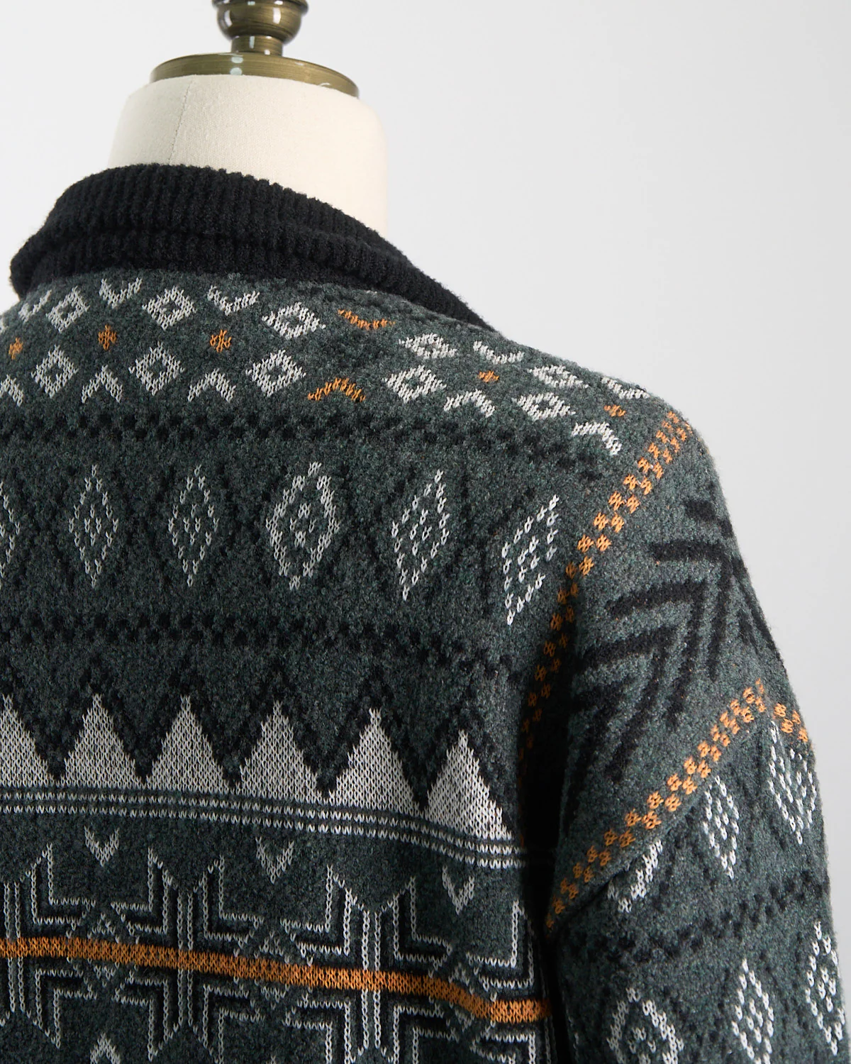 Quarter Zip Après Ski Fairisle Sweater - Image 4