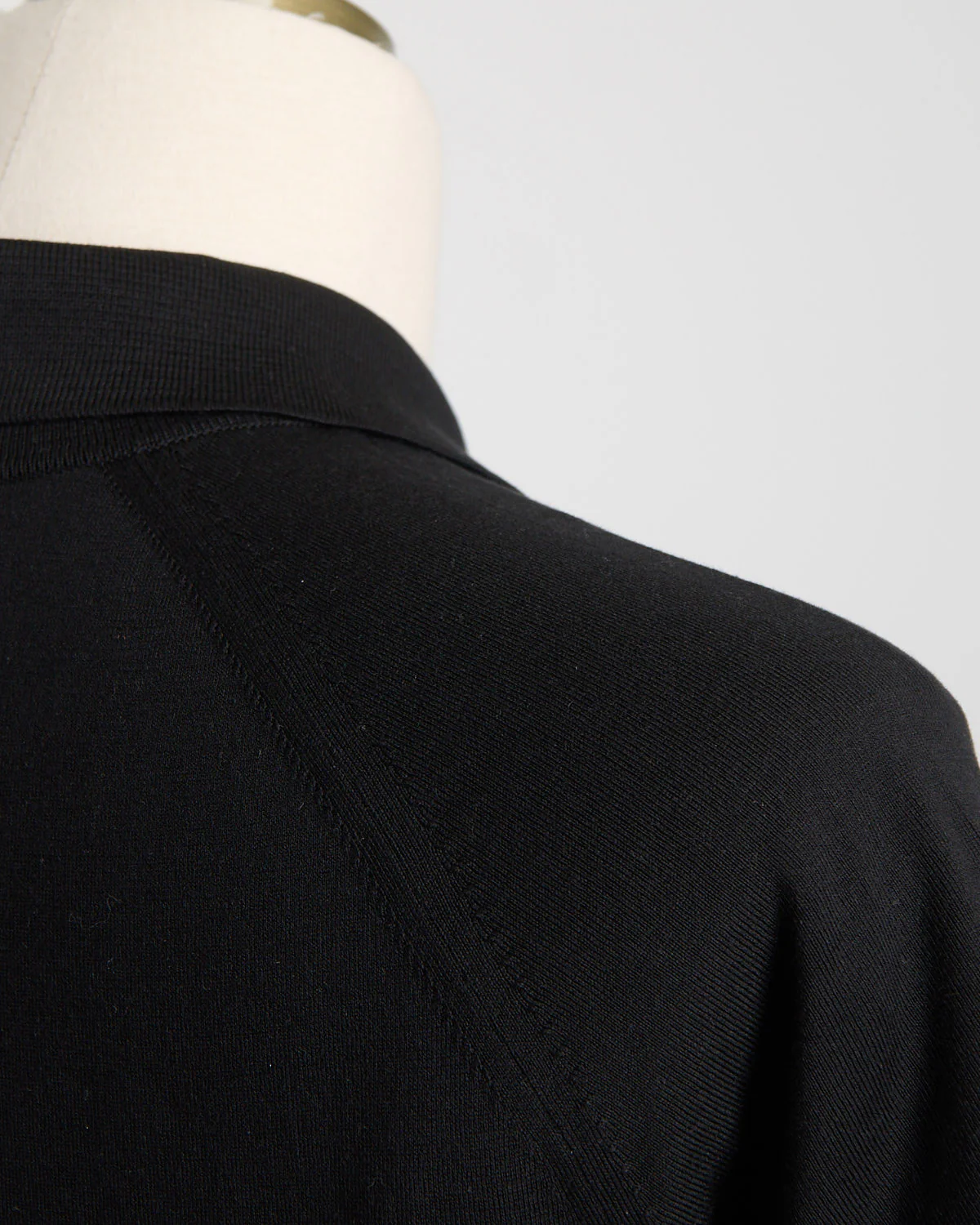 18 Gauge Smooth Hammer Shoulder Polo - Image 4