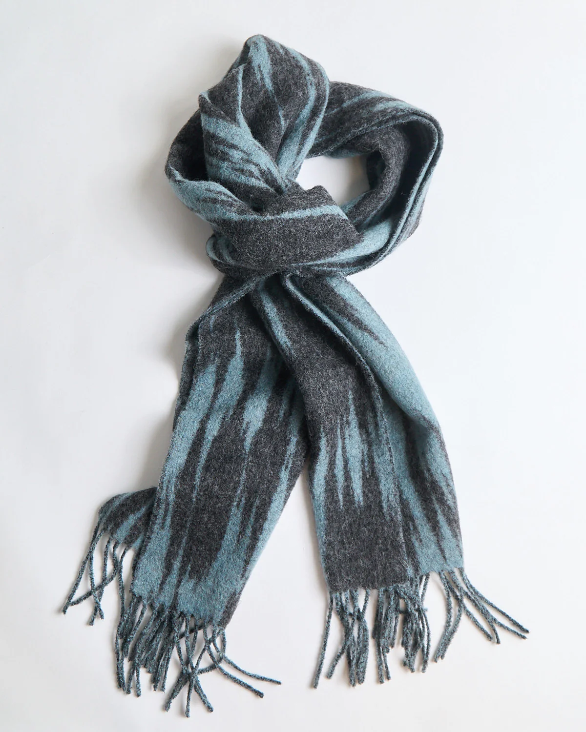 Plush Digital Jacquard Alpaca & Wool Scarf - Image 3